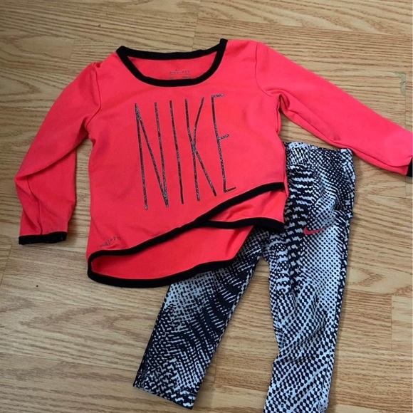 12-18 months - Picture 4 of 9